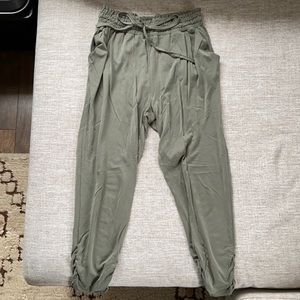 AE Khaki/Military Green Joggers
